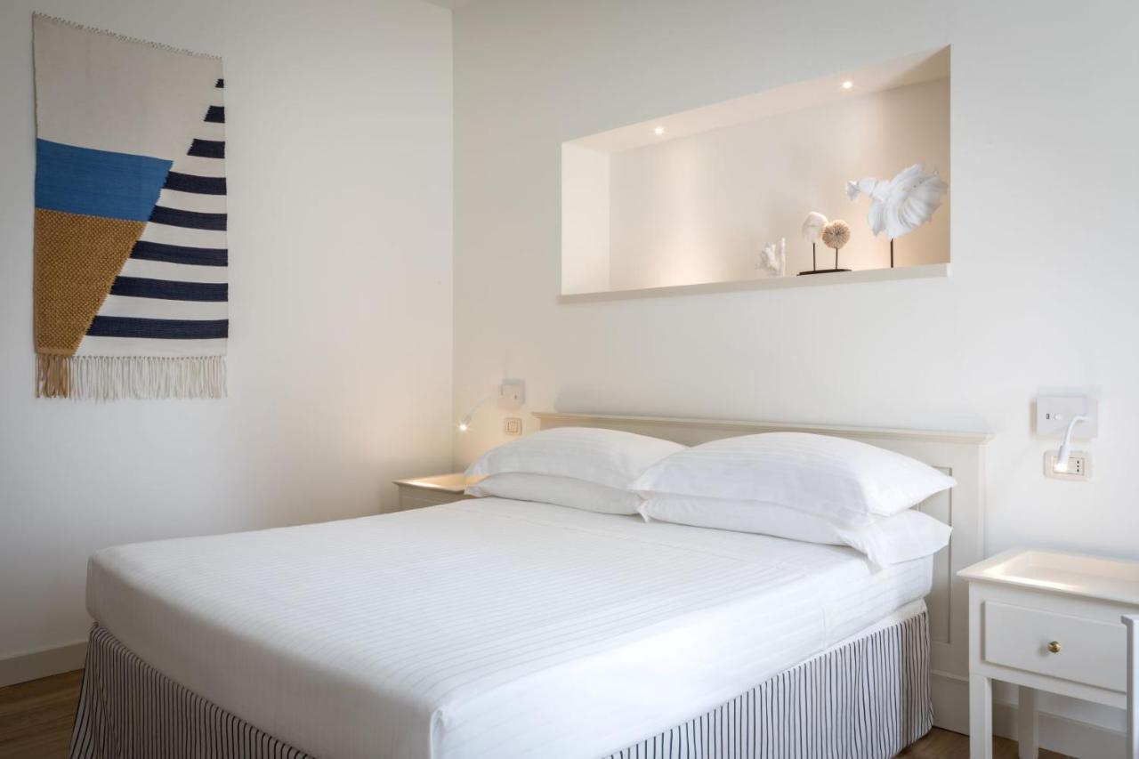 Mure Hotel 努马纳 外观 照片