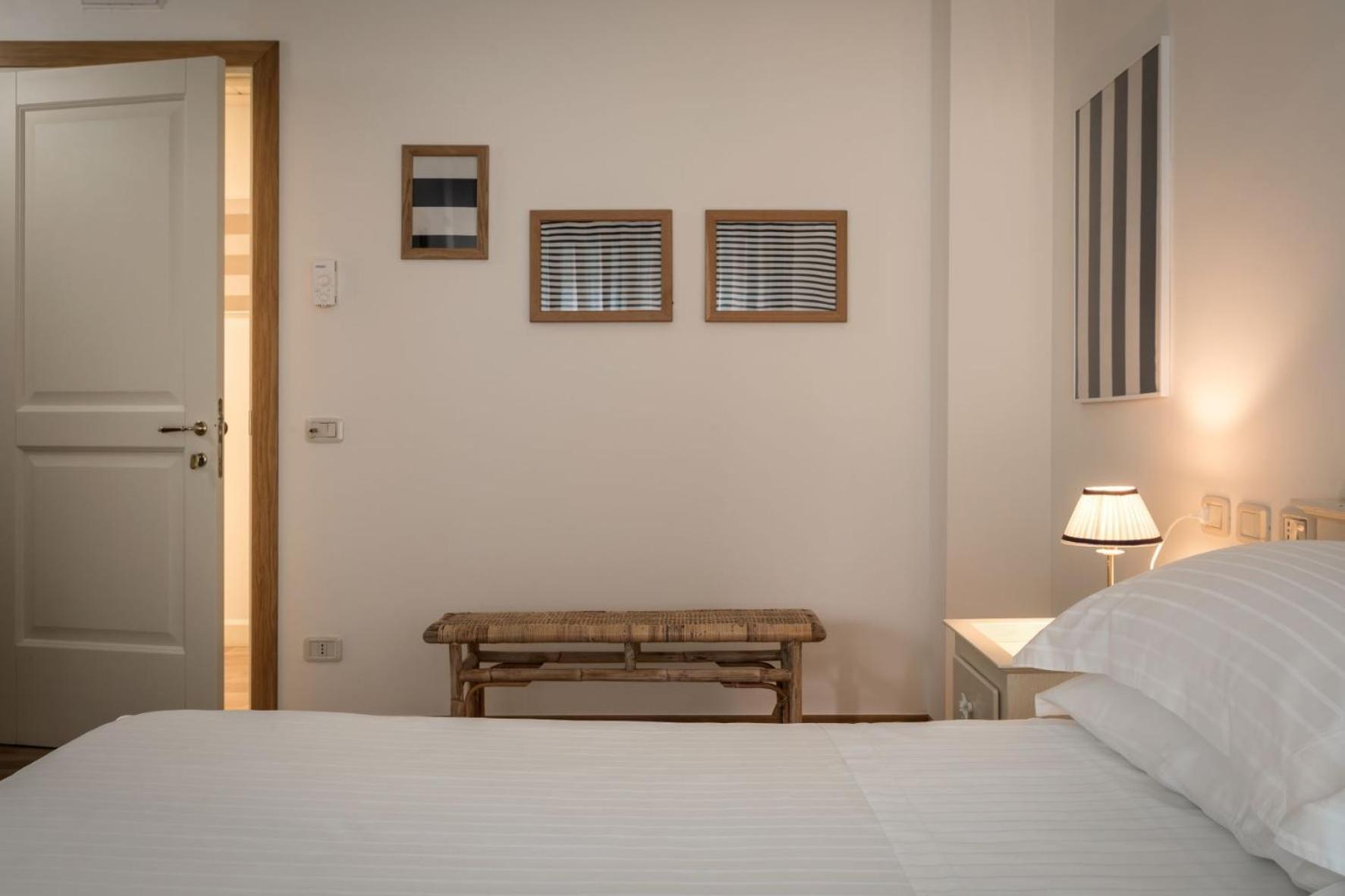Mure Hotel 努马纳 外观 照片