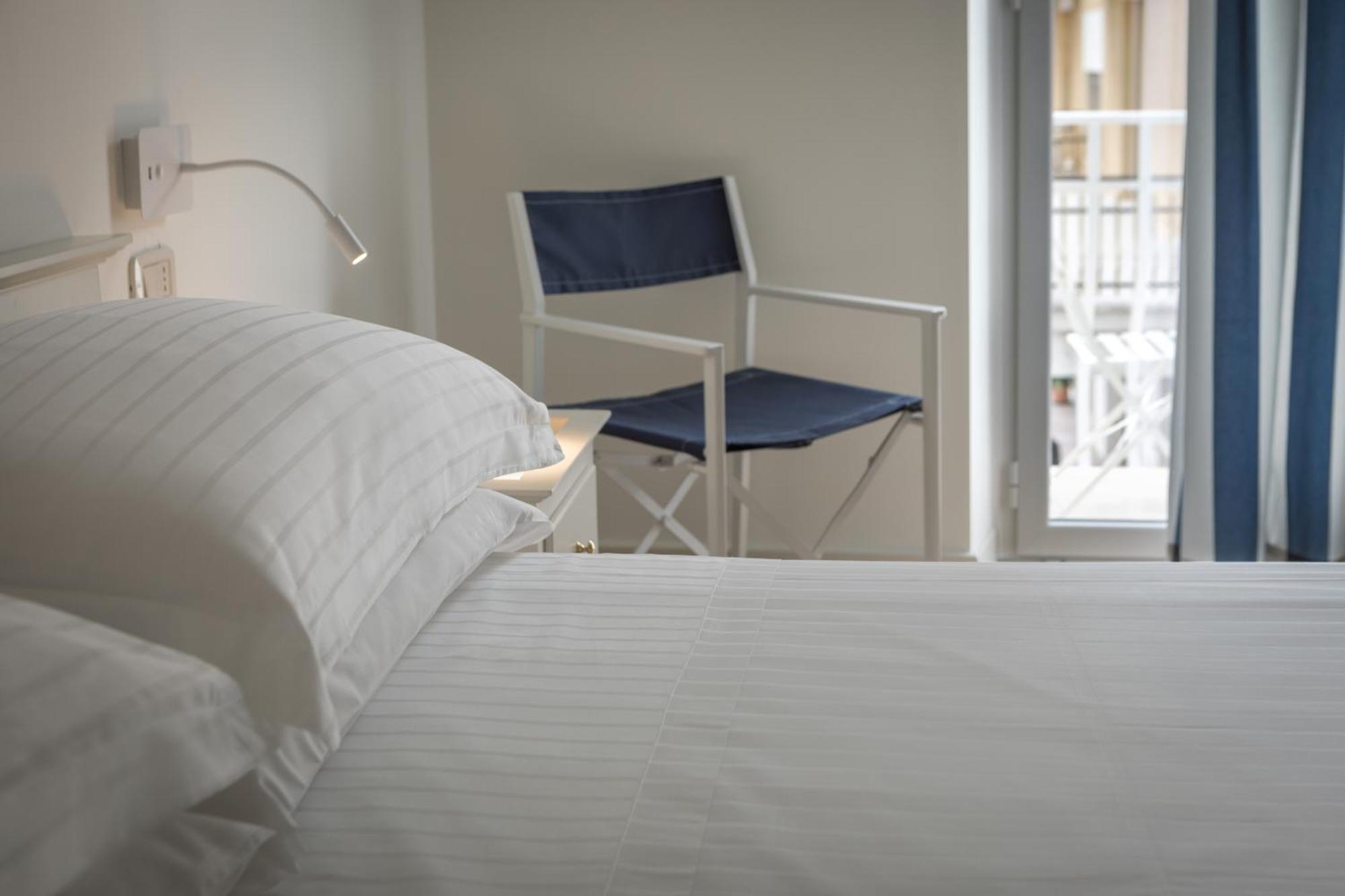 Mure Hotel 努马纳 外观 照片